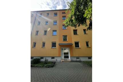 Wohnung zum Kaufen in Weißenfels 59.000,00 € 60 m²