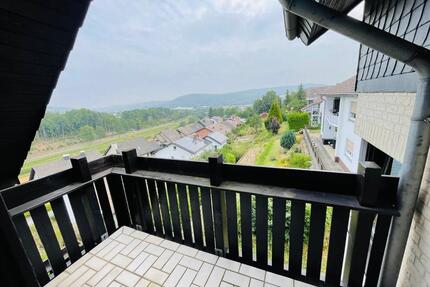 3,5-Zimmer- OG Wohnung mit 2xBalkon +moderne EBK in MARSBERG 98qm