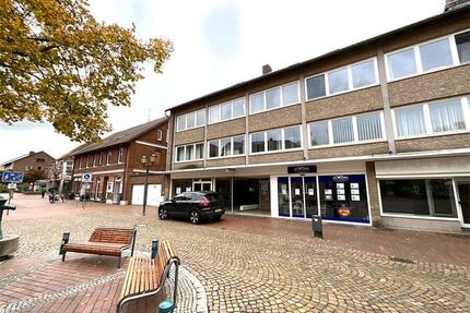 Teilrenovierte 2 Zimmer Wohnung. ca. 59,40 m², mit Balkon, im 2. OG, in der Lüneburger Straße - Bad Bevensen