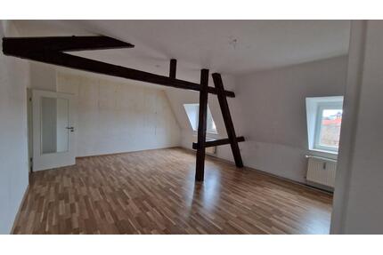 2,5 Raum Wohnung in Weißenfels mit Schlossblick