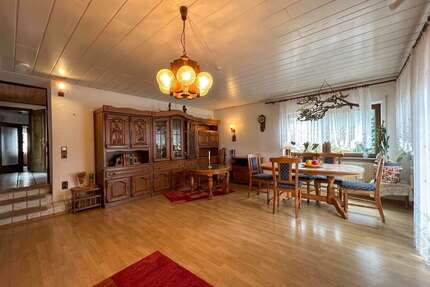 Haus zum Kaufen in Worms Leiselheim 399.000,00 € 159 m² - Worms / Leiselheim