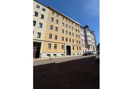 Wohnung zum Mieten in Halle (Saale) 565,00 € 56.32 m²