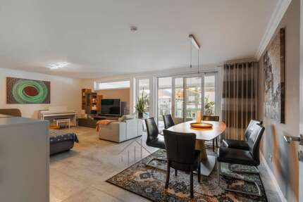 Haus zum Kaufen in Hainburg 1.480.000,00 € 398 m²