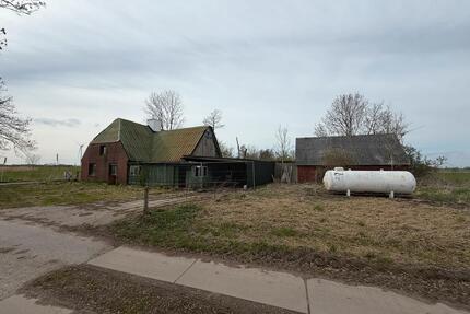 Einfamilienhaus in Alleinlage Resthof Renovierungsbedürftig - Horst (Holstein)