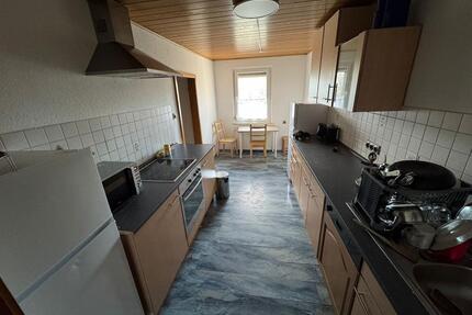 Familienfreundliche Doppelhaushälfte - Neuental