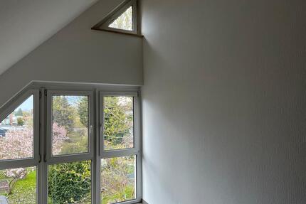 Sonnige, moderne Dachgeschosswohnung - Lichtentanne