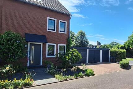 M I E T K A U F 1-2 Familien Haus in neuwertigem Zustand - Monheim am Rhein