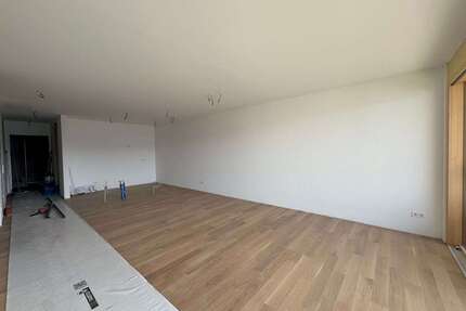 Wohnung zum Mieten in Esslingen am Neckar 1.975,00 € 87.72 m²