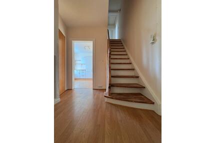 Haus zu vermieten - 1.500,00&nbsp;EUR Kaltmiete, ca.&nbsp; 85,00&nbsp;m&sup2; in Wiesbaden (PLZ: 65201) Schierstein