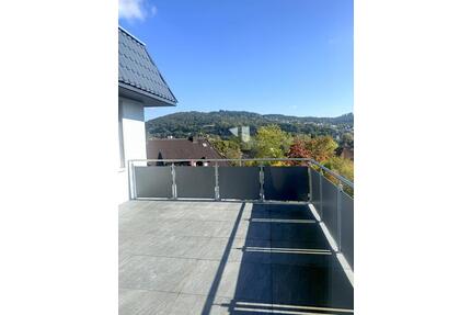 Energetisch sanierte 106 qm 4 ZKB Wohnung direkt Herborn Zentrum zu vermieten !