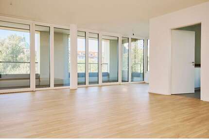 Wohnung zum Mieten in Hannover 1.919,58 € 147.66 m²