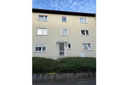 Renovierte 2 ZKB mit EBK von Privat in Wiesbaden-Schierstein