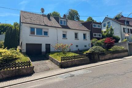 Vielseitiges Ein-Zweifamilienhaus mit großem Grundstück - Spiesen-Elversberg