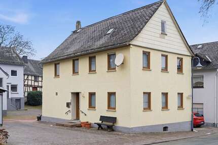 Haus zum Kaufen in Rettershain 135.000,00 € 111 m²