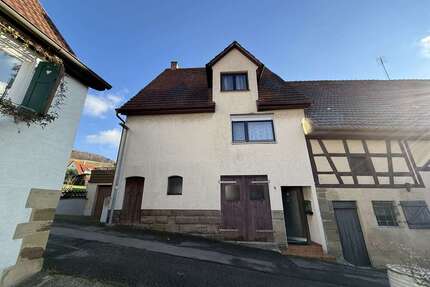 Haus zum Kaufen in Weinstadt 299.000,00 € 141.78 m²