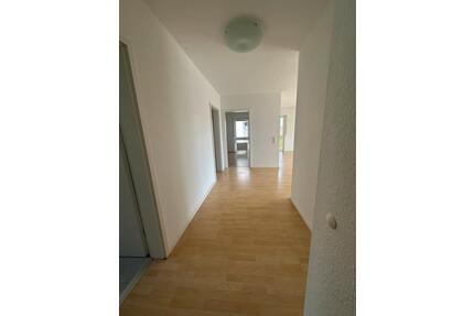 Sehr schöne, offene und helle Wohnung in Waldböckelheim