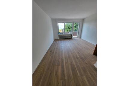 helle Mietwohnung kernsaniert Balkon - Dortmund Aplerbeck