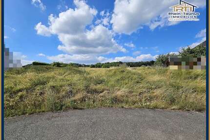 Grundstück zu verkaufen in Oberrod 49.500,00 € 826 m²