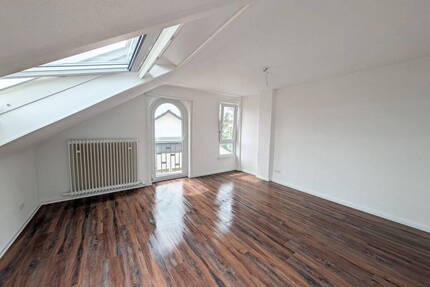 Frisch Saniert | Helle 3-Zimmer-Wohnung | ca. 75 m² | neue Einbauküche | Stellplatz möglich - Filderstadt Bonlanden
