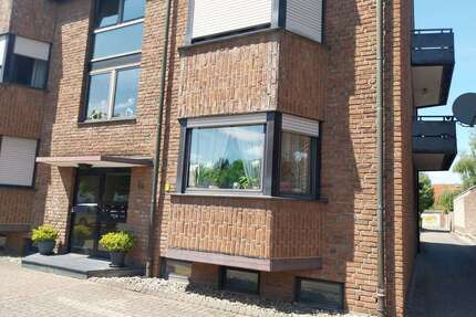 Wohnung zum Kaufen in Dormagen Ückerath 249.000,00 € 77 m² - Dormagen / Ückerath