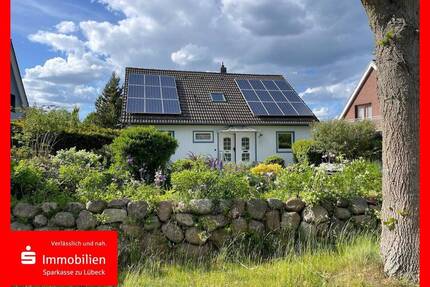Exklusives Wohnen an der Ostsee - Stilvolles Einfamilienhaus im Herzen von Scharbeutz