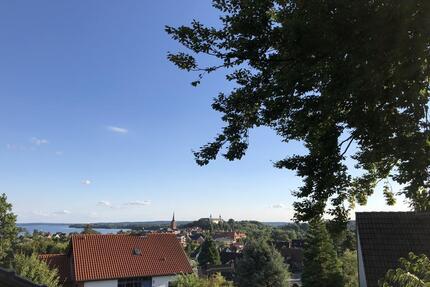 Exklusive Dachgeschosswohnung mit 2 Zimmern sowie Loggia in bevorzugter Lage von Plön