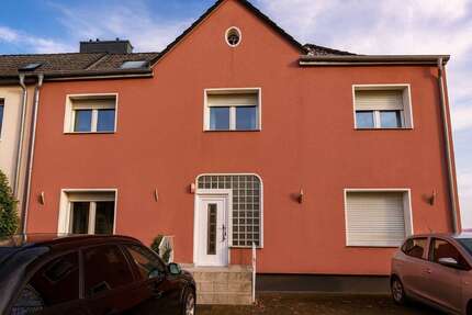Haus zum Kaufen in Essen 1.099.000,00 € 350 m²