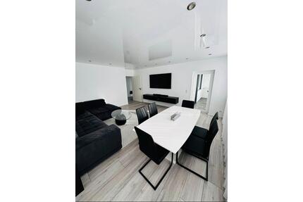 Moderne kernsaniert 3-Zimmer Wohnung mit Einbauküche - Homberg (Efze)