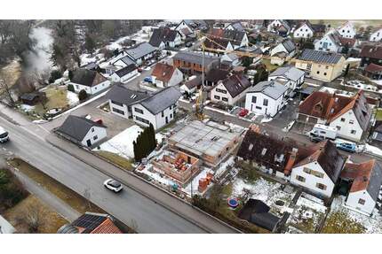Neu & Lichtdurchflutet: Hochwertige 3-Zi.-Wohnung mit Balkon in Fahrenzhausen