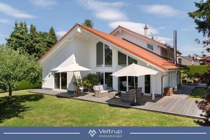 FREIRAUM FÜR ALLES, WAS ZÄHLT: ELEGANTES ZUHAUSE AUF GROSSEM GRUNDSTÜCK AM WÖRTHSEE - Inning am Ammersee / Bachern