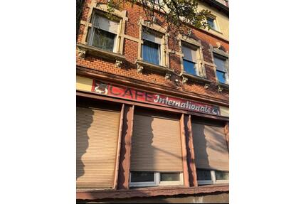 Großzügiges Zweifamilienhaus mit Ladenlokal - Sulzbach (Saar)