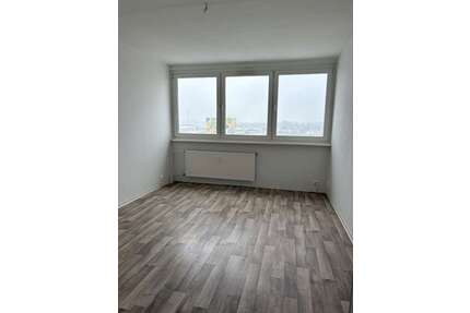 Wohnung zum Mieten in Neubrandenburg 280,00 € 24 m²