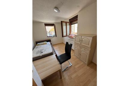 Möbliertes WG Zimmer in Oberderdingen 500€warm inkl. Internet