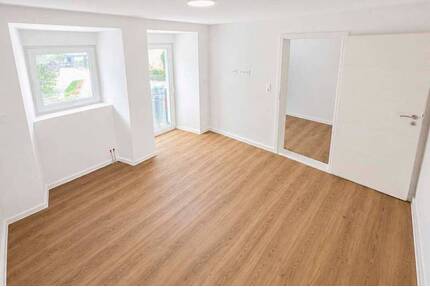 Modernes Wohnen mit Stil: 3-Zimmer-Erdgeschosswohnung im Herzen von Bopfingen