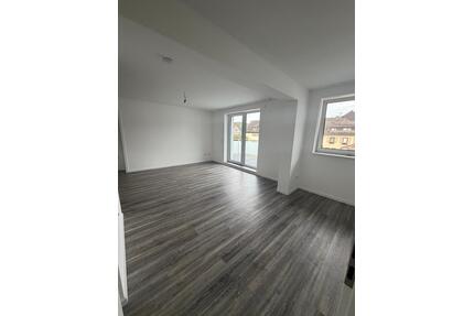 Moderne 4-Zimmer-Wohnung in Kirchheim (36275)