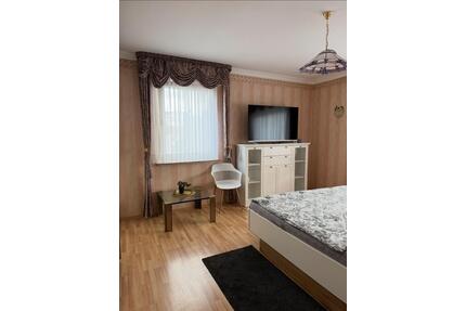 Moderne und Hochwertige Zimmer zu vermieten in Sohren – Top Lage