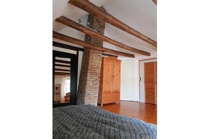 BiedermeierMaisonnette mit 4,5 m Deckenhöhe in Essen-Kettwig