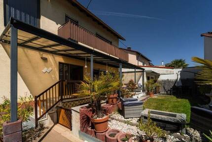 Zwei Wohneinheiten unter einem Dach - Familienfreundliches Haus mit großem Hof und Garten - Ludwigshafen am Rhein Oggersheim