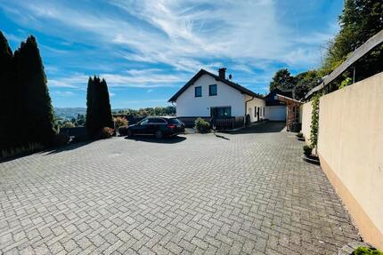 Einfamilienhaus mit Einliegerwohnung - Attendorn