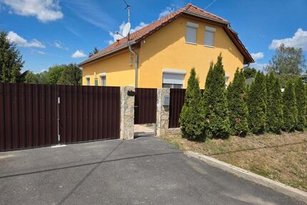 Stilvoll sarniertes und renoviertes Landhaus Nähe Balaton - Rietberg