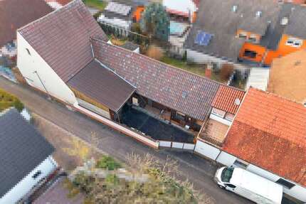 Haus zum Kaufen in Ubstadt-Weiher 230.000,00 € 100 m²