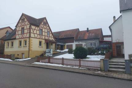 Charmantes Fachwerkhaus mit Potenzial in Eggolsheim OT Kauernhofen