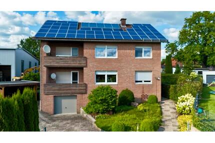 Großzügiges Wohnhaus mit zwei Wohneinheiten und großen Garten - Altenbeken