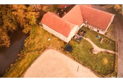 Reiterhof zu verkaufen - 670.000,00&nbsp;EUR Kaufpreis, ca.&nbsp; 270,00&nbsp;m&sup2; in Dörentrup (PLZ: 32694)