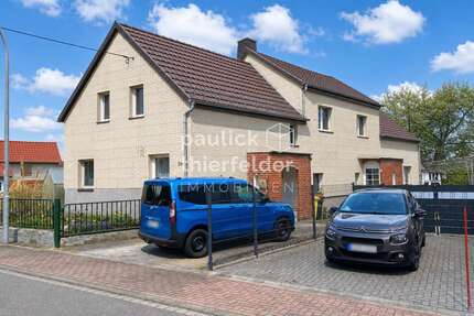 Haus zum Kaufen in Borna 89.000,00 € 199 m²