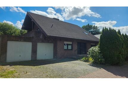 Zweifamilienhaus mit großem Garten zum Verwirklichen - Reken
