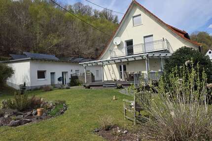 Haus zum Kaufen in Freudenberg 569.000,00 € 370 m²