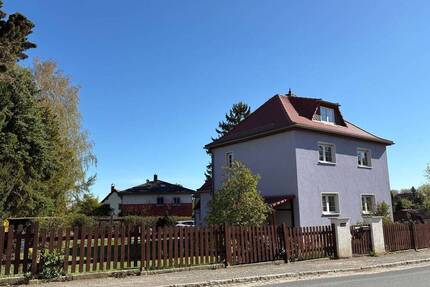 Einfamilienhaus in Weixdorf zur Miete. Mit gepflegtem Garten und viel Nebengelass. - Dresden