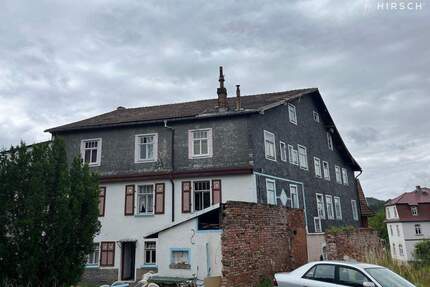 Attraktives Gästehaus-Ensemble - 15 Zimmer, großes Grundstück & vielseitige Nutzungsmöglichkeiten - Schalkau