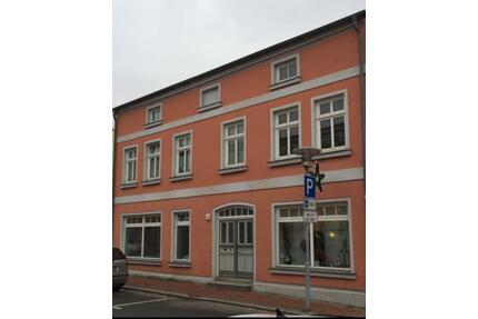 3 Zimmer Wohnung mit Balkon - 590,00&nbsp;EUR Kaltmiete, ca.&nbsp; 60,00&nbsp;m&sup2; in Ribnitz-Damgarten (PLZ: 18311)